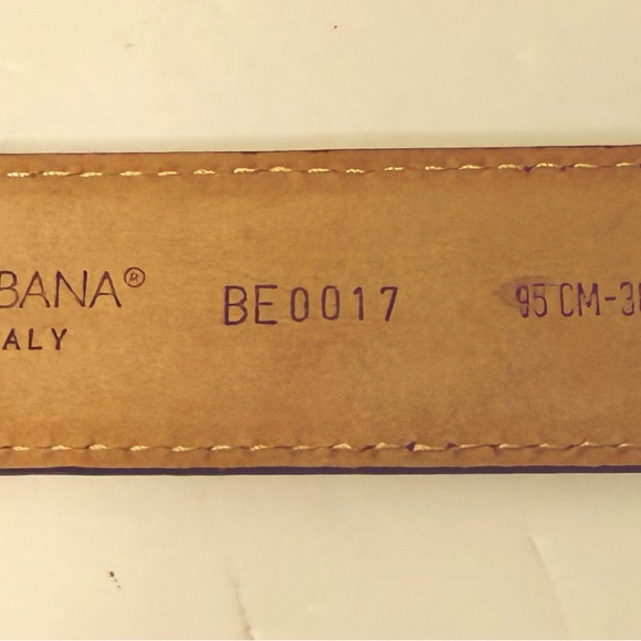 Dolce and Gabbana cognac belt with antique gold buckle with the DG initials - Picture 8 of 10